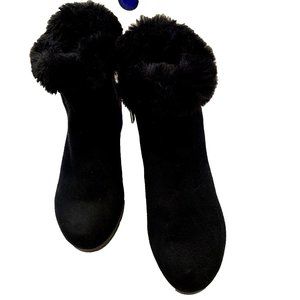DKNY BlackTextile Round Toe Faux Fur Wedge Ankle Booties US size 7M